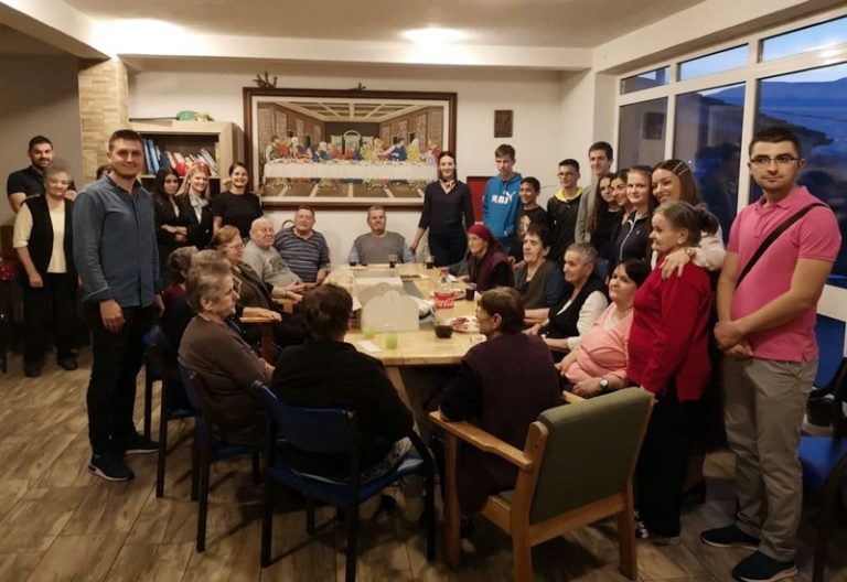 U Domu za stare i nemoćne “Eden” u Vitezu obilježen Međunarodni dan starijih osoba