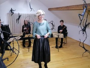 U napretkovim prostorijama otvorena prva samostalna izložba Vitežanke Kristine Livančić