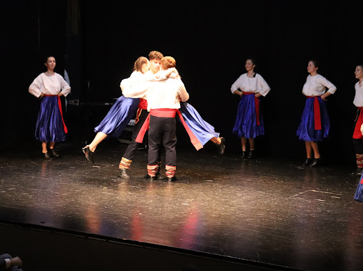 IMG-cc34fee829d2072c1e86a9aa37f15e53-V.jpg