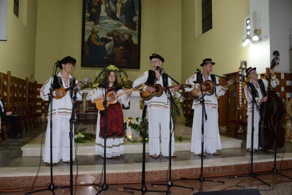 IMG-e2b96f2ade6d0b817810c29b6f329914-V-1024x684.jpg