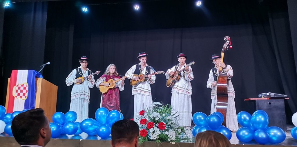 Napretkov tamburaški sastav proteklog vikenda nastupio u Vitezu