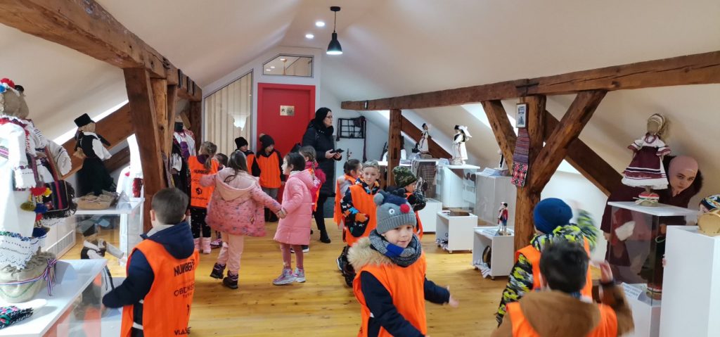 FOTO: Prvi organizirani posjet Etno galeriji Napredak u Vitezu