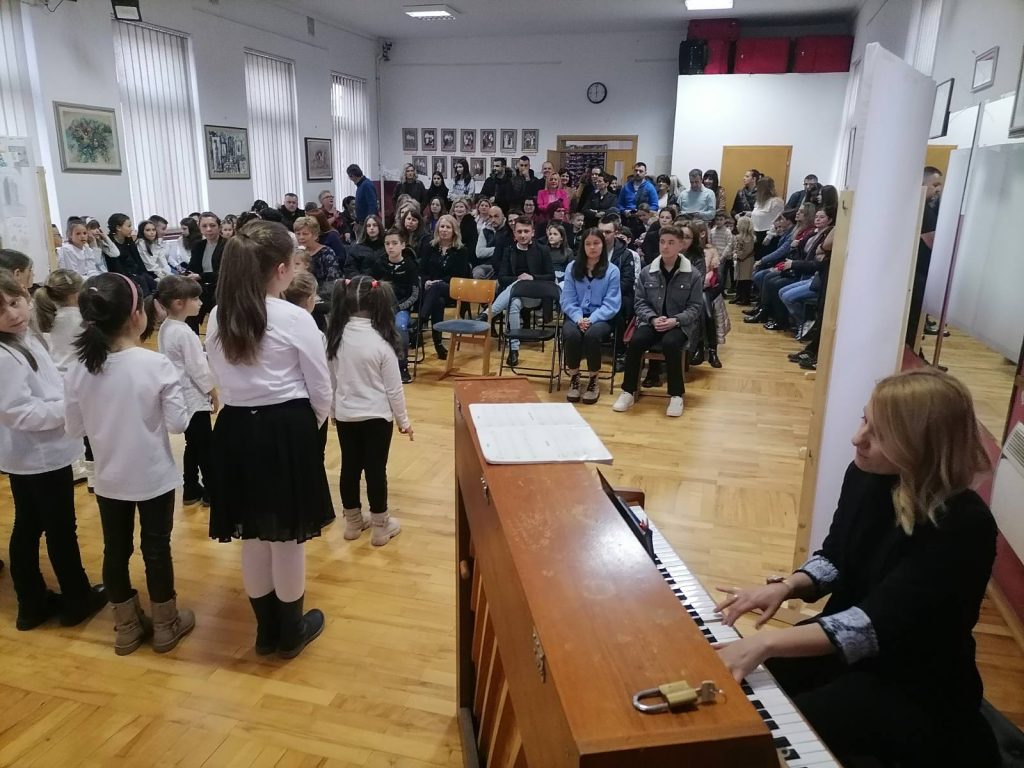 Viteški Napredak tijekom protekla dva mjeseca realizirao veliki projekt posvećen djeci. Cilj uključiti djecu u kulturno- umjetničke aktivnosti