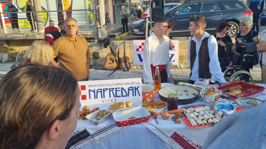 U Vitezu danas održani Dani kruha i zahvalnosti za plodove zemlje