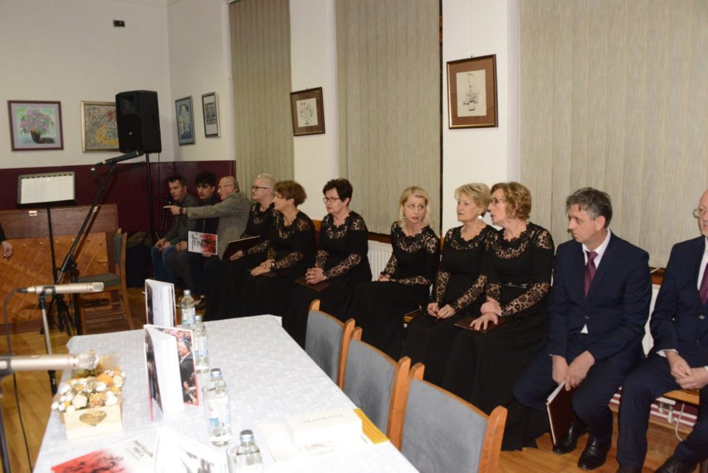 IMG-ced3e6cab7e9bfe5e6400bbfd77aea65-V-1024x684.jpg