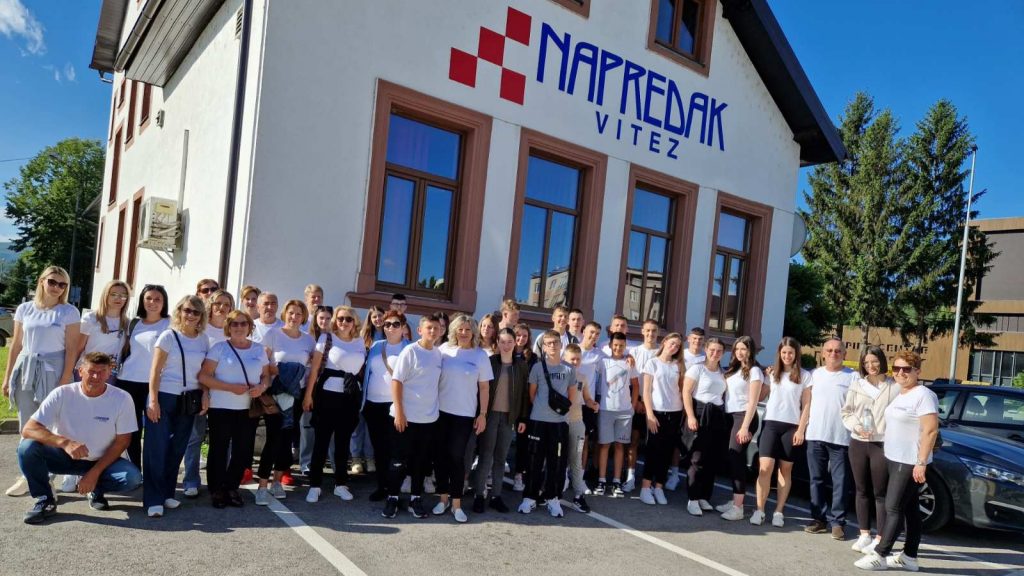 Viteški Napredak otputovao na međunarodnu smotru folklora u Republiku Hrvatsku