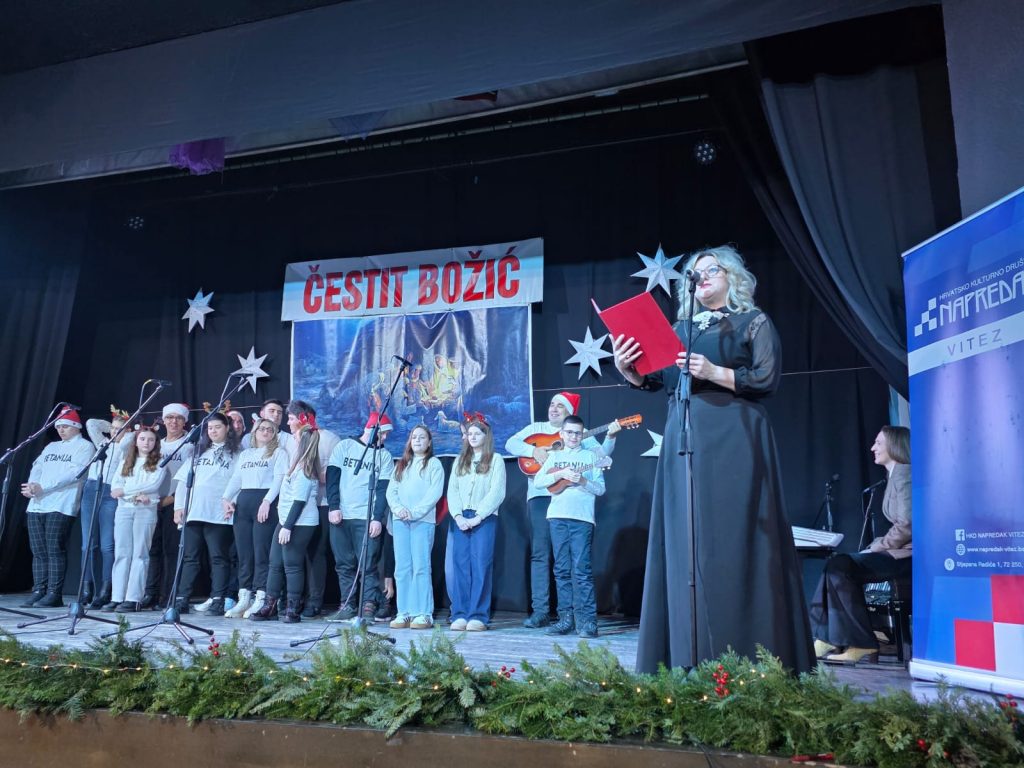 Održan Napretkov božićni koncert u Hrvatskom domu u Vitezu